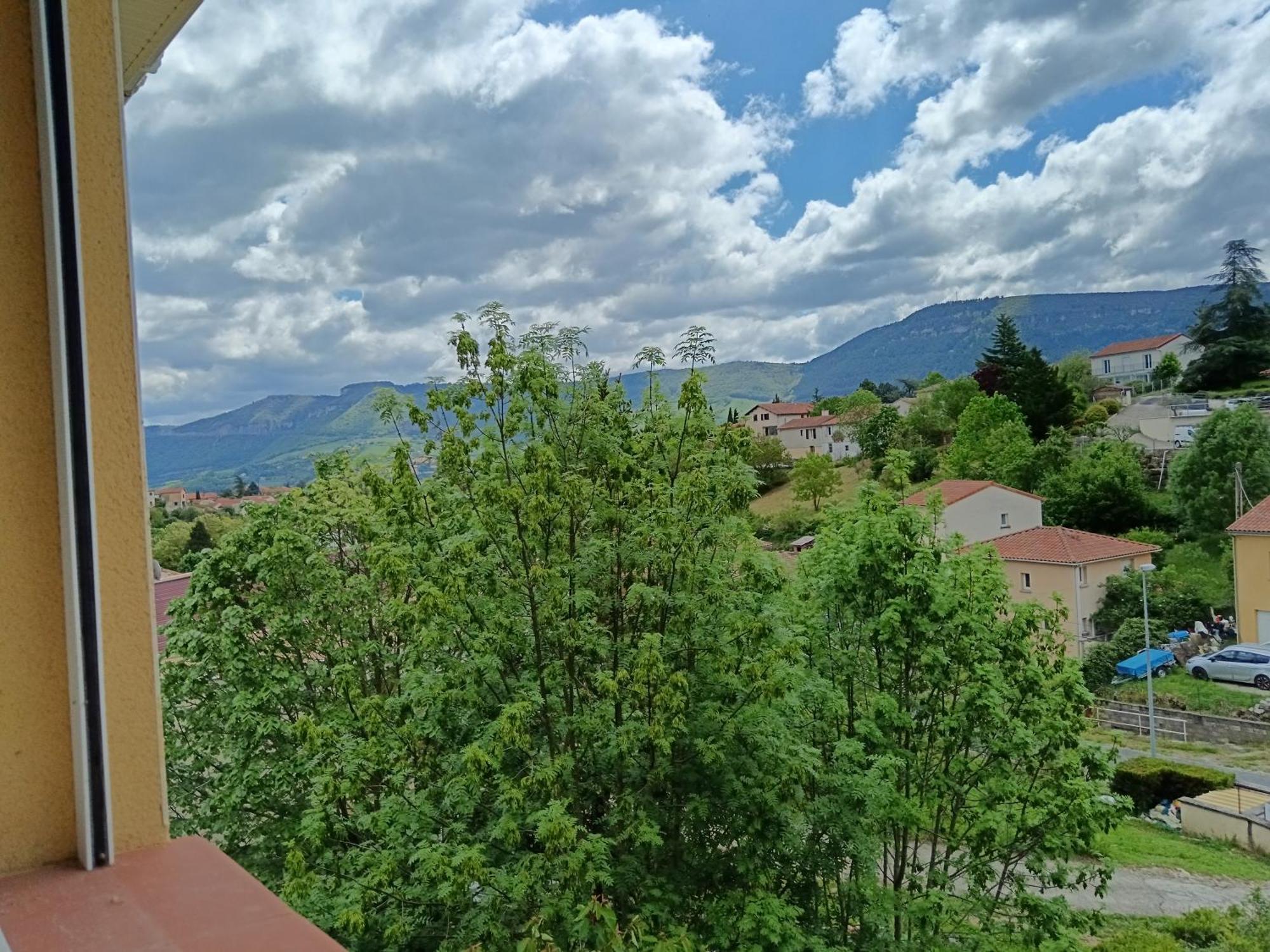 Gite Des Grands Causses Мийо Экстерьер фото