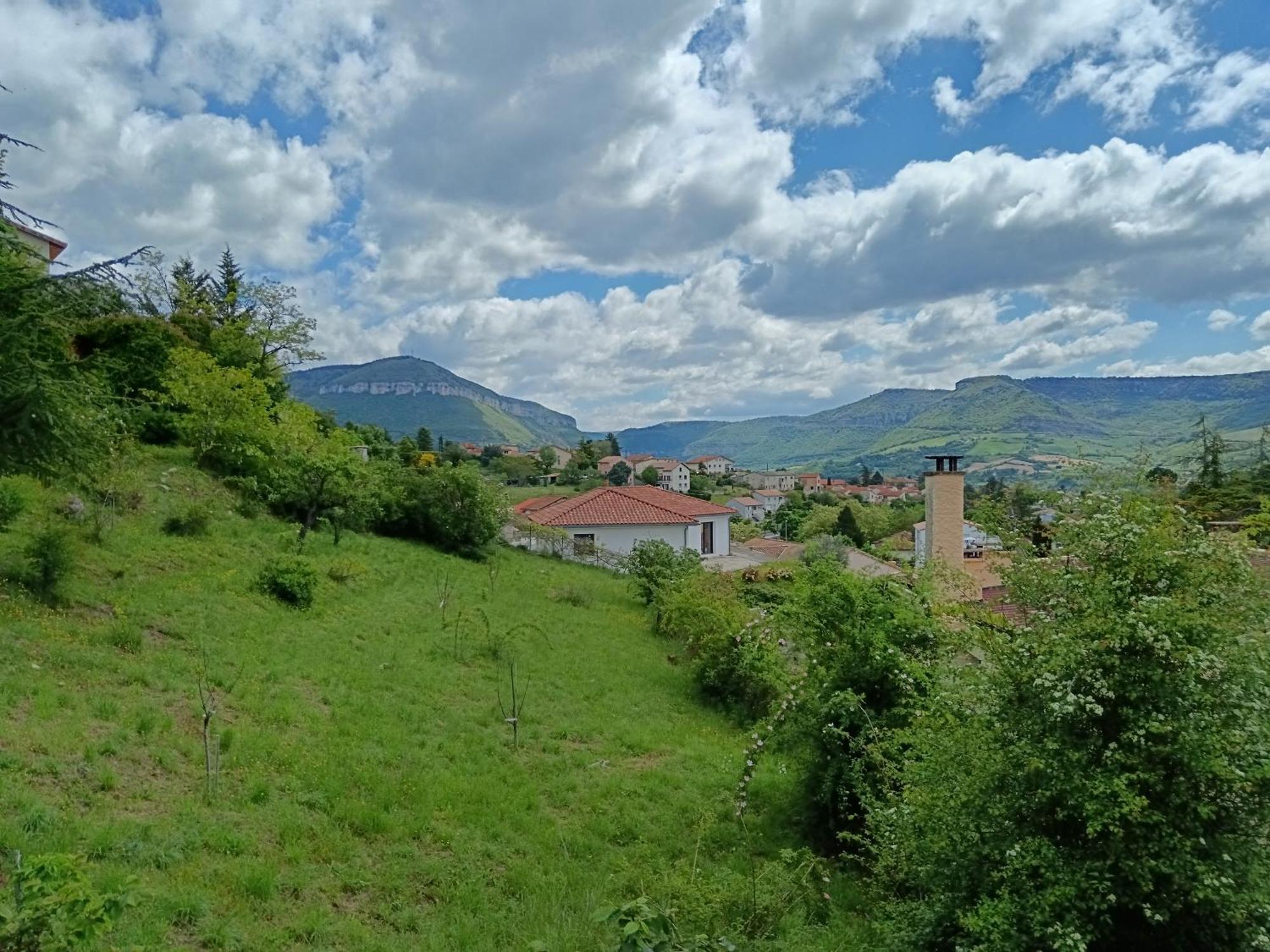 Gite Des Grands Causses Мийо Экстерьер фото