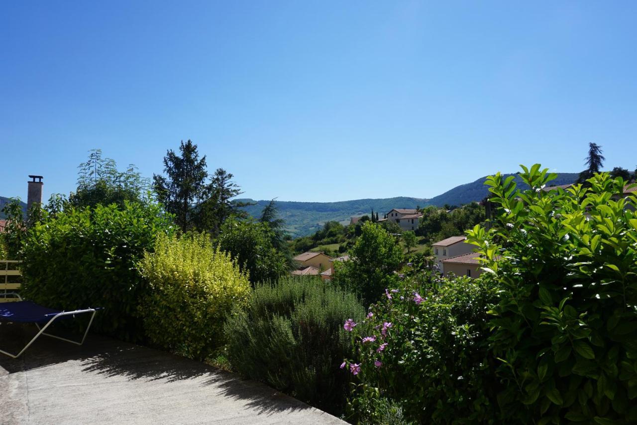 Gite Des Grands Causses Мийо Экстерьер фото